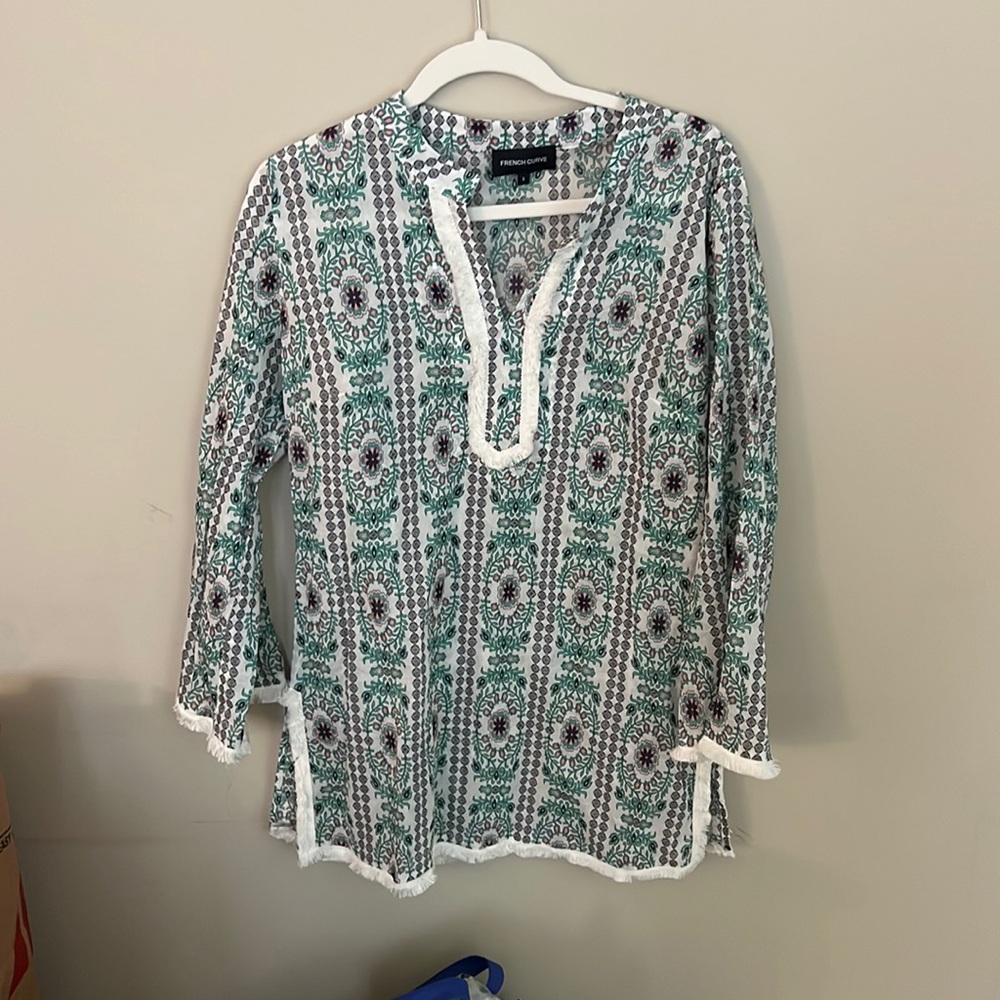 French Curve, coverup, S